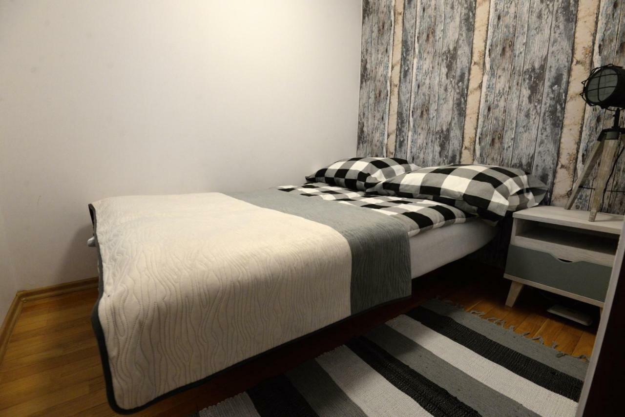 Apartament Columbus Appartement Ustrzyki Dolne Buitenkant foto